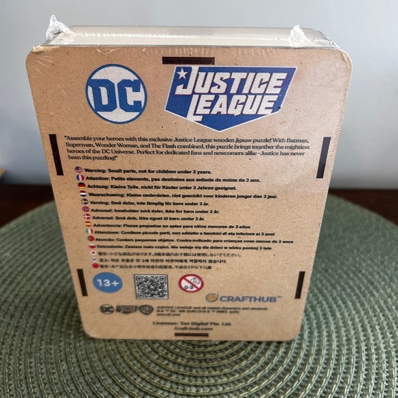 Justice League DC: CraftHub Wooden Jigsaw Puzzles New In Sealed Box *Rare* - Picture 4 of 6
